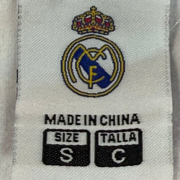 Y2K Style Real Madrid C.F. Adidas Track Jacket Men’s Small Soccer - Picture 6 of 8